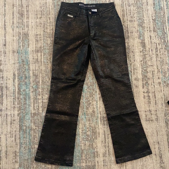 RVT Black Faux Leather Pants with Flared Leg NWOT - Picture 4 of 8